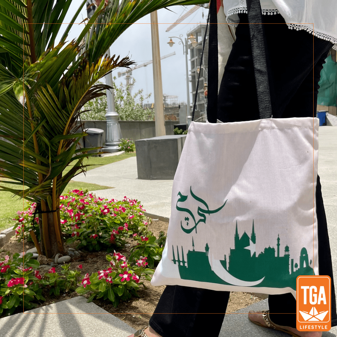 Karachi Skyline Tote Bag