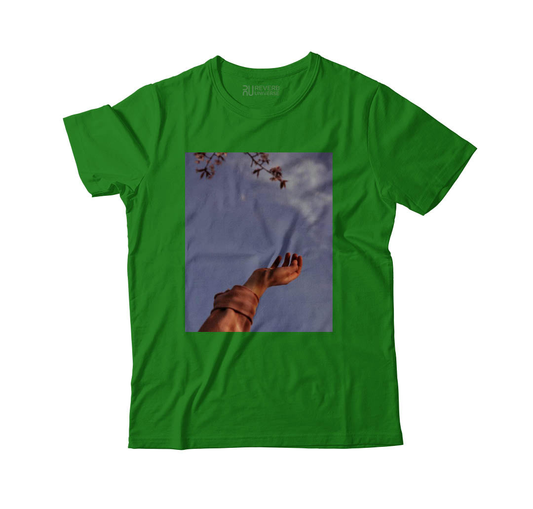 Call For Wishes Graphic Tee