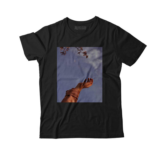 Call For Wishes Graphic Tee