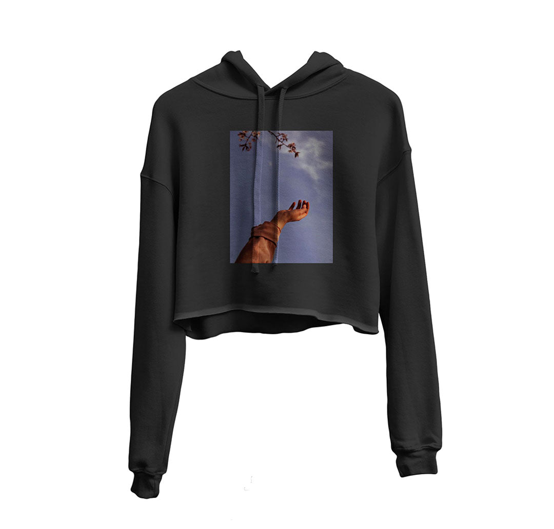 Call For Wishes Graphic Cropped Hoodie