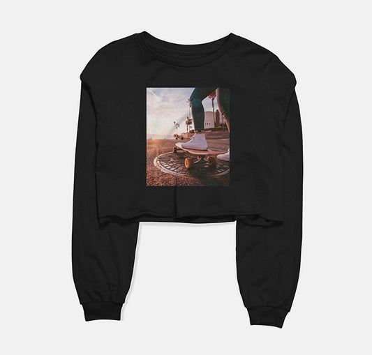 On The Go Graphic Cropped Sweatshirt