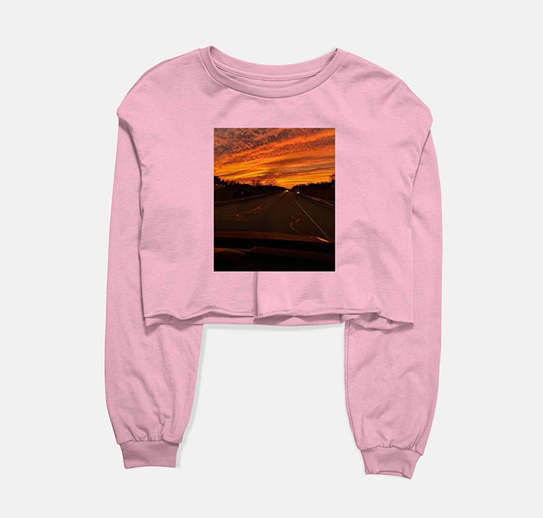 A Serene Sunset Graphic Cropped Sweatshirt