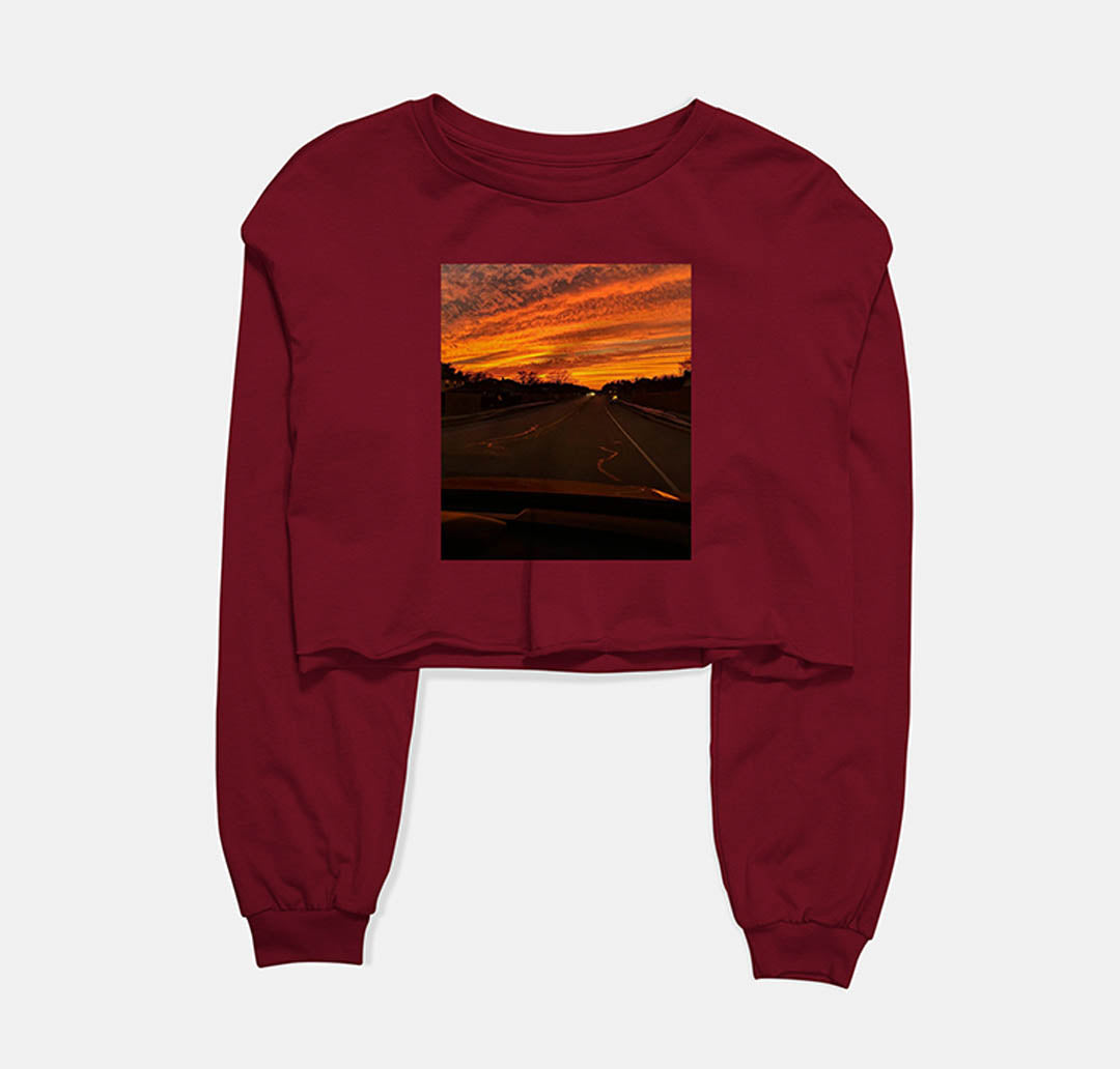 A Serene Sunset Graphic Cropped Sweatshirt